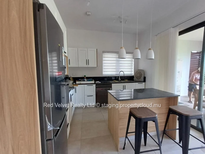 Bedroom Duplex for Rent in Beau-Plan 