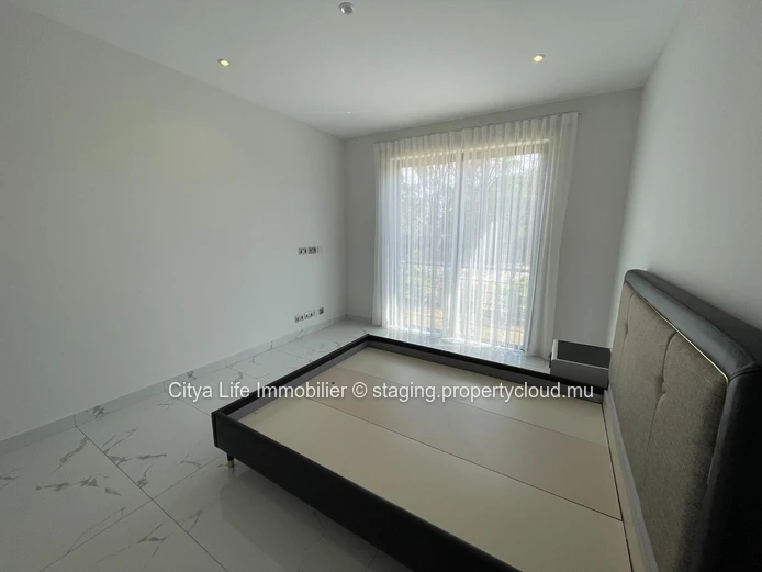 Brand new three-bedroom en-suite apartment in the heart of Grand Baie.