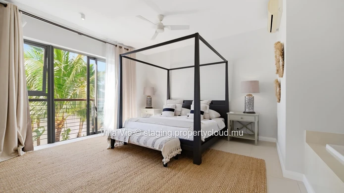Péreybère - Magnificent 3-bedroom penthouse with large rooftop and private pool (Sole Mandate)