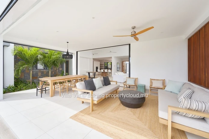 Forêt Daruty - Somptueuse villa de 4 chambres avec piscine privée.