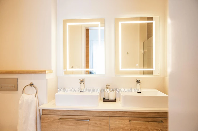Grand Gaube - Appartement Moderne 3 chambres avec accès direct à la plage.