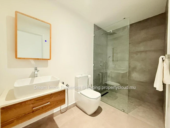 Spacieux Appartement Neuf De 3 Ch Meublé Avec Vue Mer A Tamarin - Ile Maurice