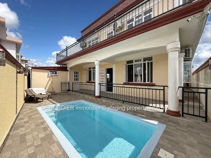 Maison à vendre à  Pereybère