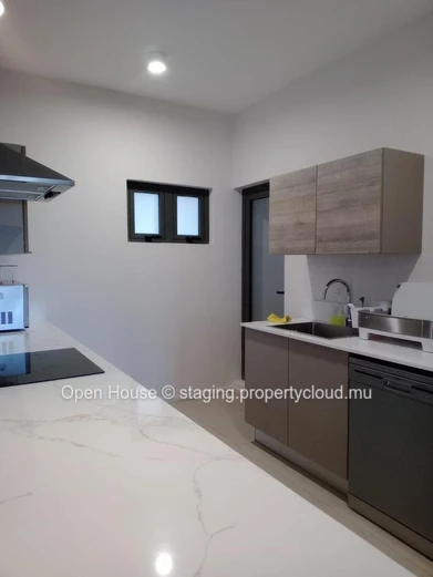 Appartement neuf Smart City à louer (meublé) à Moka, 157m², 3 chambres, piscine commune, proximité centre ville, bus,...