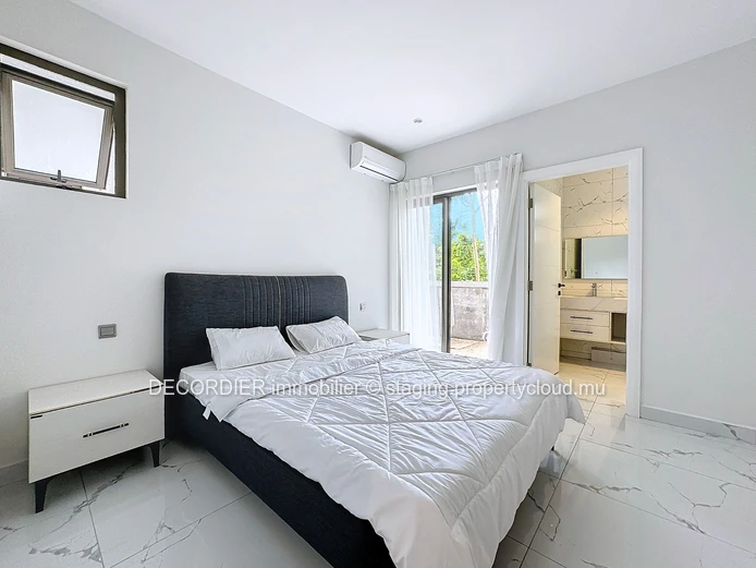 Appartement situé dans une résidence sécurisée accessible aux étrangers