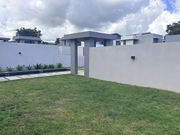 4 Bedroom Villa