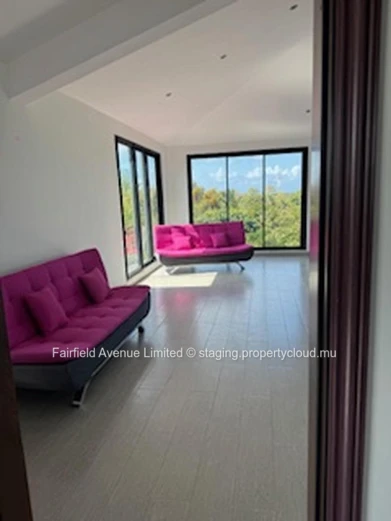 : Maison à vendre à Roches Noires, Rivière du Rempart, grande maison, 4 chambre a coucher avec ensuite. Proche commer...