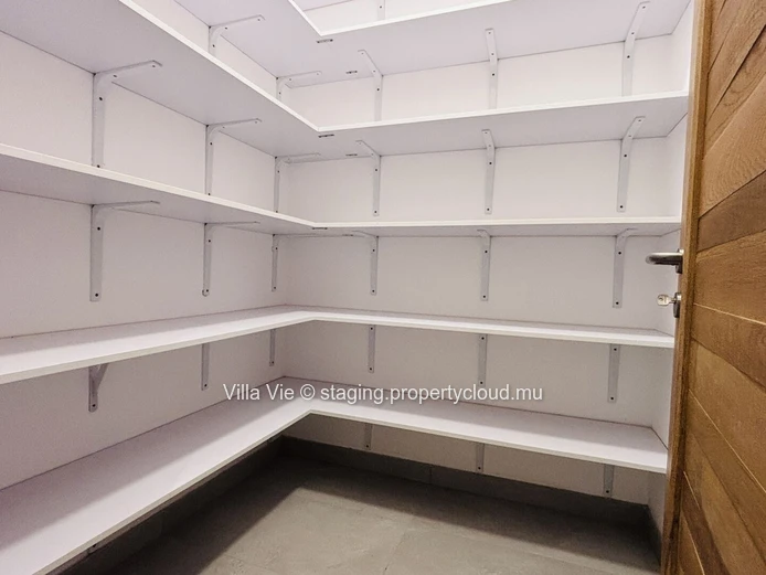 Belle Vue - Bel appartment de 3 chambres en-suite au rez-de-chaussée