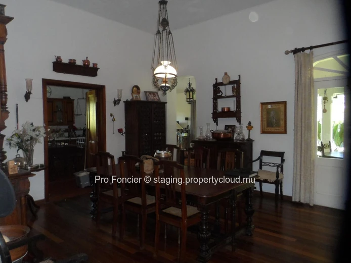 House in Curepipe - Colonial style house