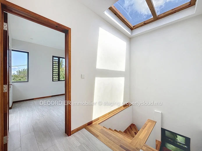 For Sale – Petit Raffray