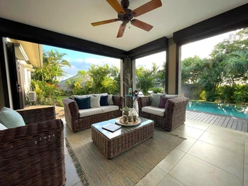 4 Bedroom Villa