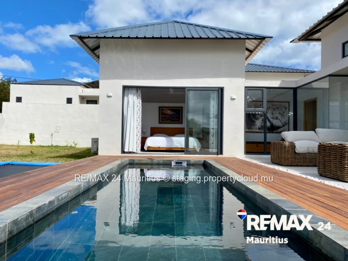 Pet-Friendly Villa for Rent in Tamarin