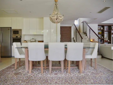 4 Bedroom Villa