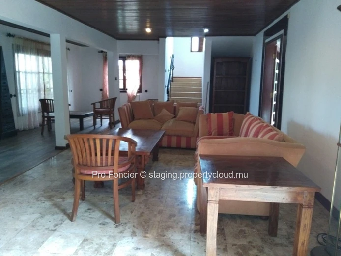 House in Floreal - Luxurious Villa