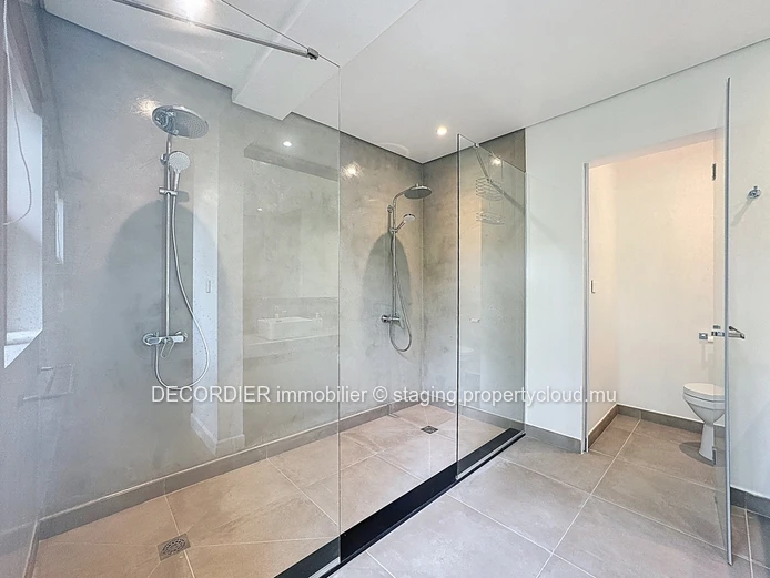 Magnificent duplex apartment in Pointe aux Cannoniers