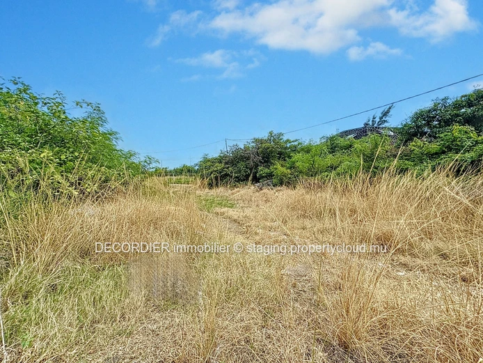 À Vendre Péreybère Terrain Résidentiel