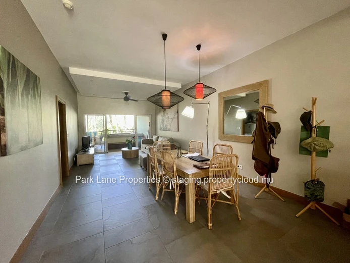 Apt Ground+2 scheme à Bain Boeuf disponible à la vente.