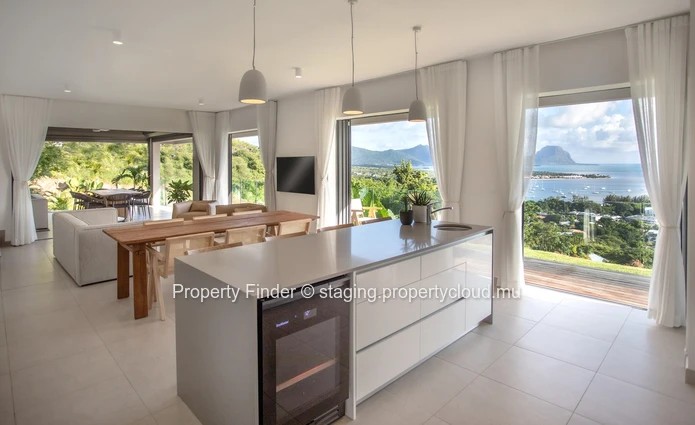 Villa de luxe de 4 chambres avec une vue imprenable sur le Morne