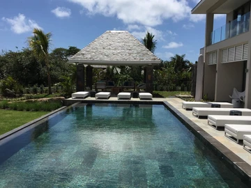 4 Bedroom Villa