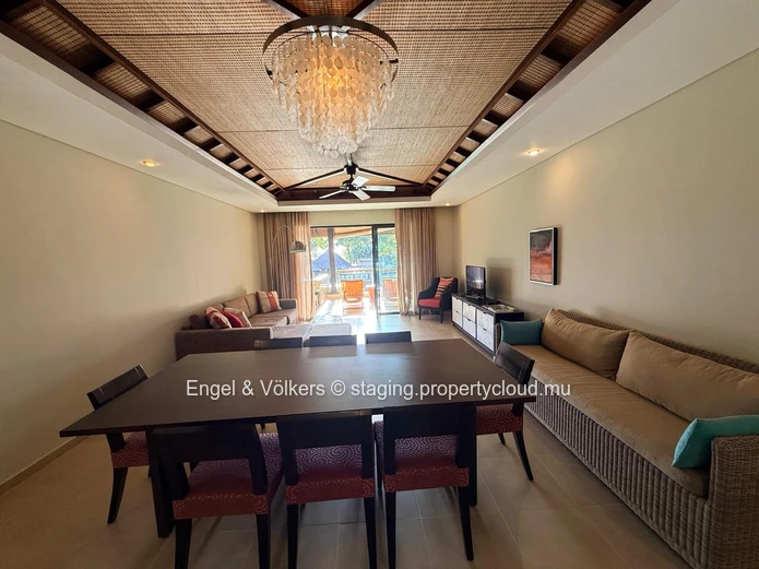 Elegant Lagoon View Apartment at Anahita
