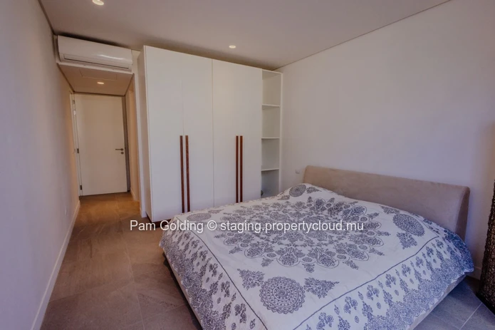 Vivez l'expérience d'être propriétaire de votre propre maison avec vue sur la mer. (Mandat exclusif)