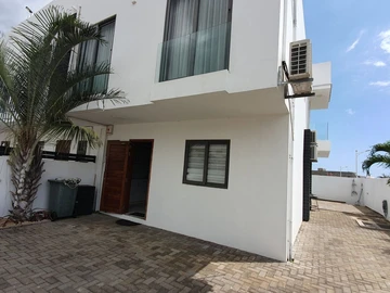 Townhouse, Duplex de 3 Chambres