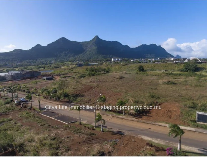 Prime 43m² Office Space for Sale in Bagatelle!