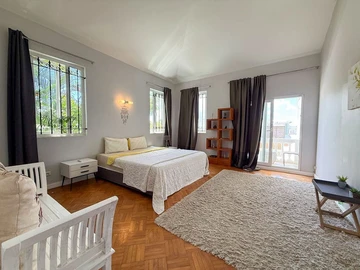 4 Bedroom Villa