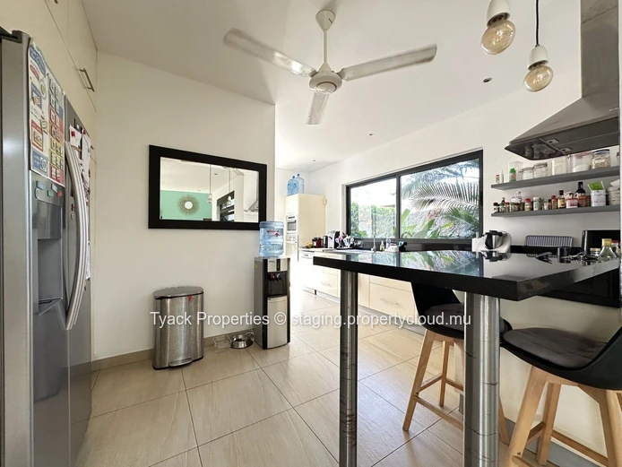 Contemporary PDS Villa with Cathedral Volumes in Cap Malheureux