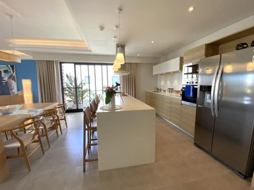 2 Bedroom Commercial Property