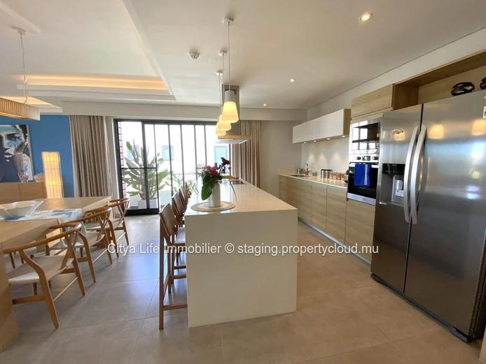 Luxury Penthouse with Pool Access in Mon Choisy, 152m², Furnished, Close to Golf Course & Shops, Secure Parking - 620k €