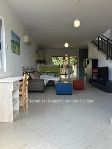 Modern 3-Bedroom Duplex with Jacuzzi Near the Beach – RES Scheme