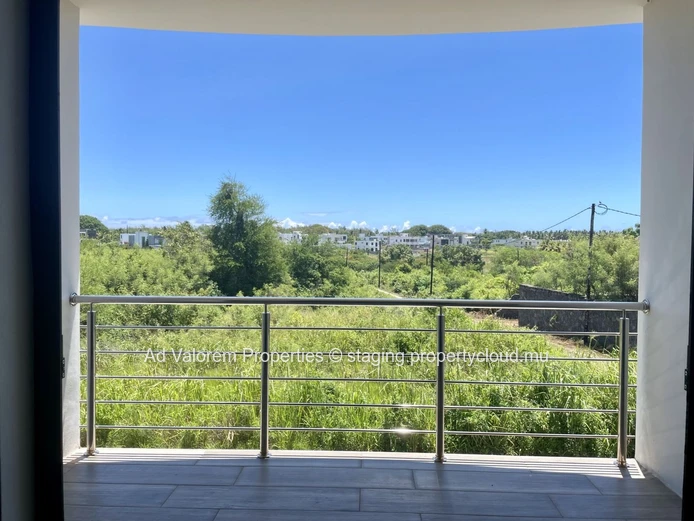 Modern House with Private Pool for rent – Belle Mare