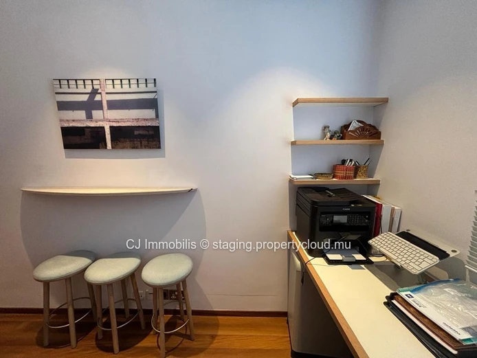 Roches Noires a vendre un penthouse avec vue mer (Mandat exclusif)