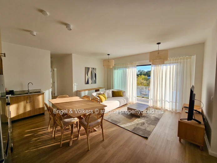 FOR RENT - 4 Bedrooms apartment in Tamarin