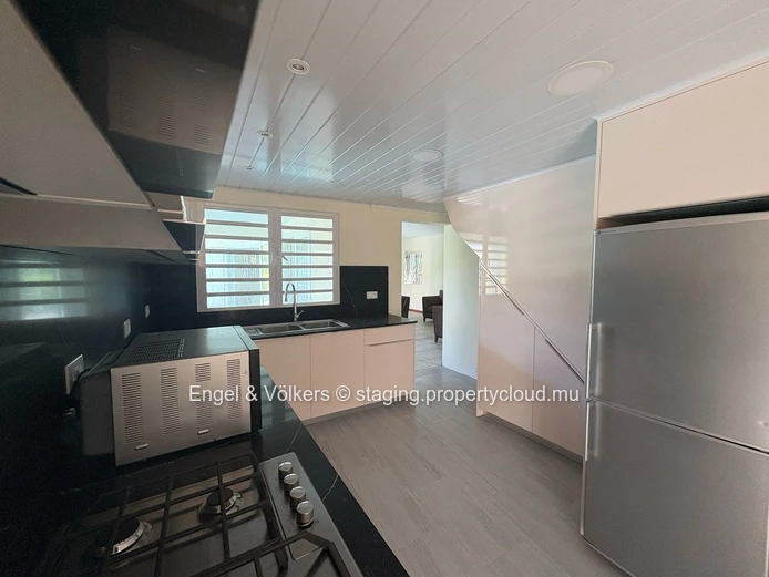 For Sale - Elegant 4-Bedroom house in Tamarin