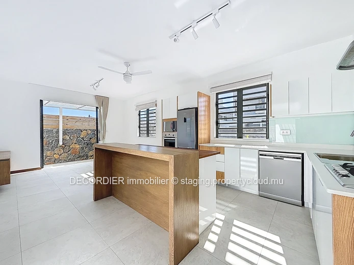 Beautiful house in Grand Baie close to all amenities