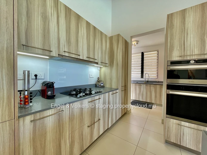 Luxurious Four Bedroom Villa