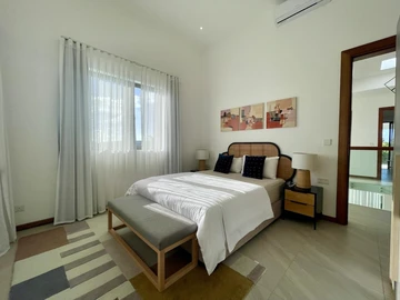 4 Bedroom Villa
