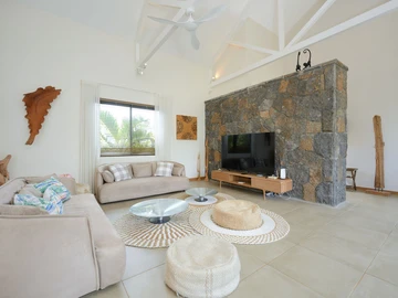 4 Bedroom Villa