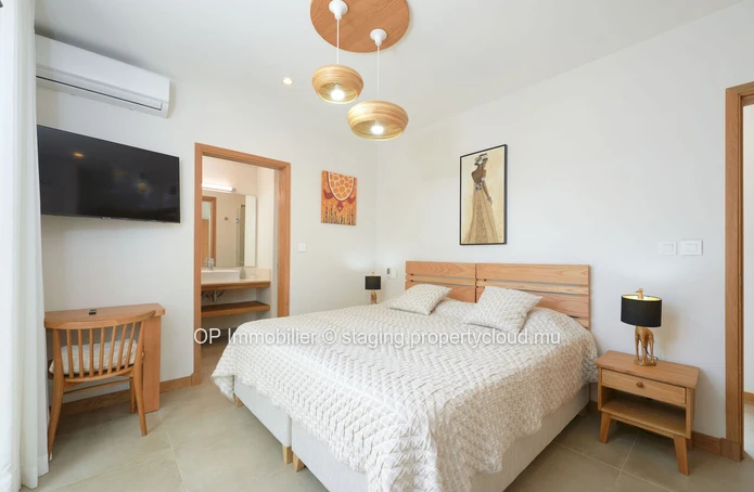 Modern 4 bedroom villa with private pool in the heart of Grand Baie