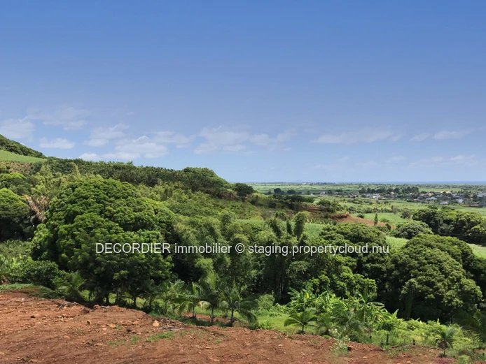 Terrain agricole avec vue mer et montagne (Mandat exclusif)