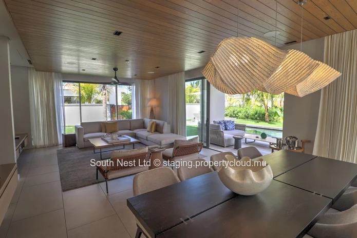 One&Only luxury villa with a private pool, seafront access