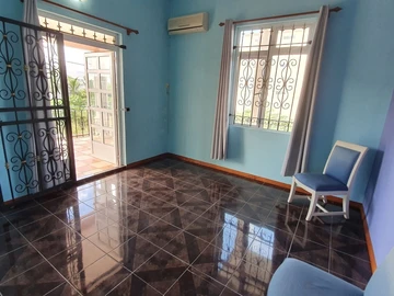 Maison de 8 Chambres