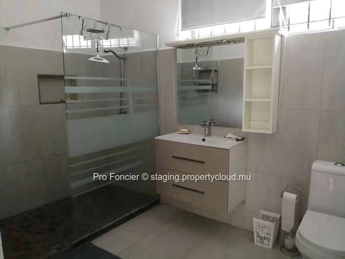 Apartment for sale in Belle-Mare - Access to sea