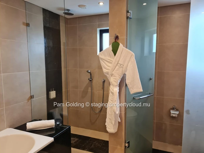 À vendre : Appartement 3 chambres avec vue sur le trou n°9 – Anahita Golf Estate, Beau Champ