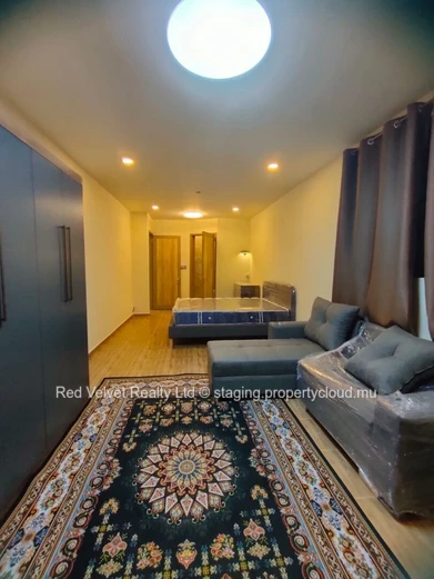 Elegant 4-Bedroom House for Rent in Ébène 