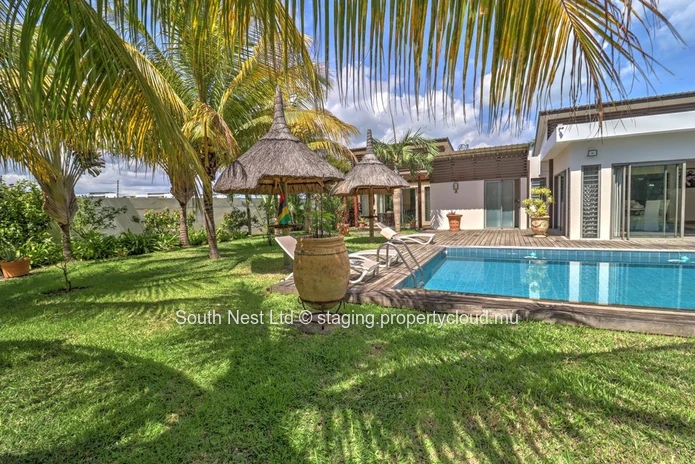4-bedroom villa + independent studio