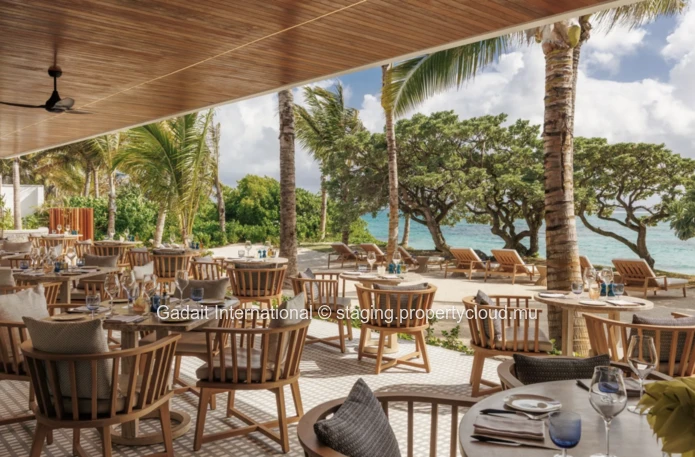 Luxury beachfront villa for sale in Mauritius – One&Only Private Homes Le Saint Géran