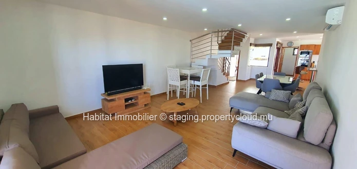 FOR RENT - beautiful beachfront furnished and equipped duplex of 120 m2 has a stunning view of the sea in a quiet and...